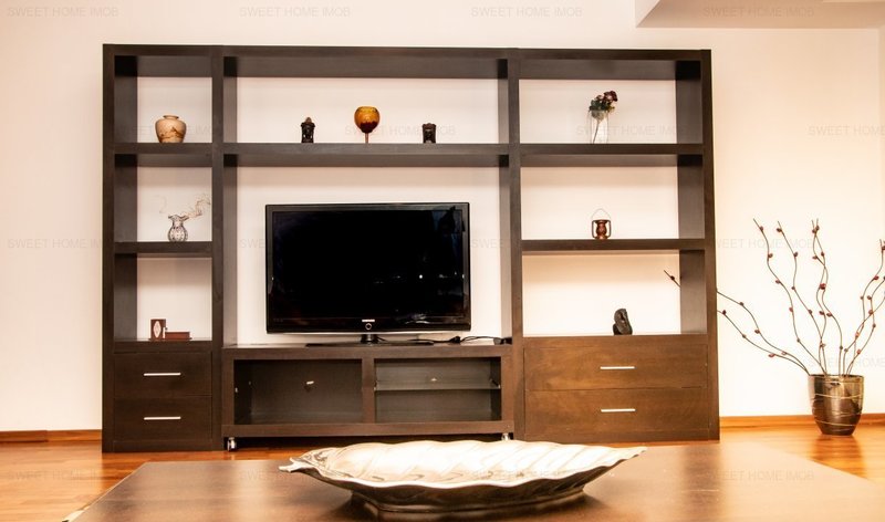 Nordului, Aron Cotrus, The Grill Restaurant,